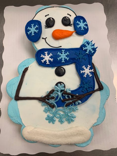 Snowman Pull Apart Cupcakes, Snowman Cupcake Cake, Christmas Cupcake Cakes Pull Apart, Snowman Cake Ideas, Kirby Birthday, Brownie Cakes, Christmas Cupcake Cake, Winter Cupcakes, Xmas Cakes