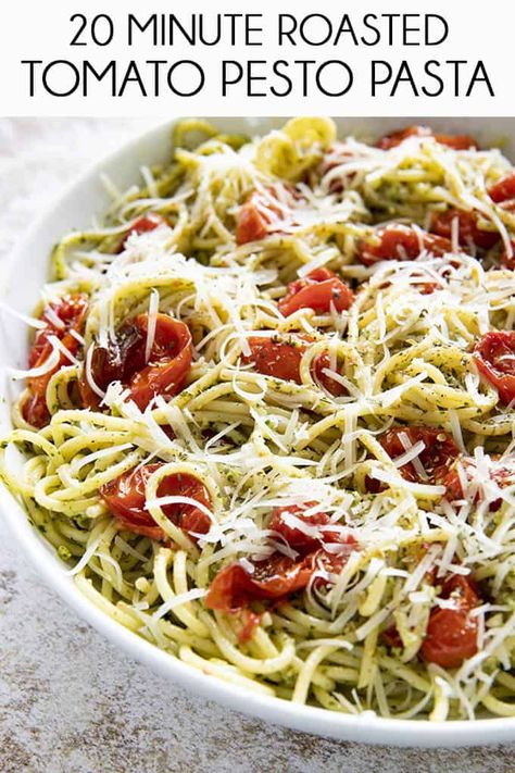 Roasted Tomato Pesto Pasta is so easy to make in only 20 minutes!  Flavorful parmesan basil pesto and juicy burst roast tomatoes make this irresistible! Roasted Tomato Pesto, Tomato Pesto Pasta, Roast Tomatoes, Pesto Dishes, The Salty Marshmallow, Homemade Pesto Recipe, Creamy Pesto Chicken Pasta, Basil Pesto Pasta, Salty Marshmallow