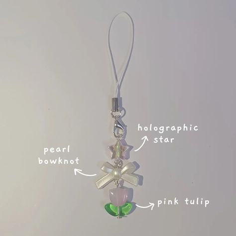 ₊˚⊹ pink tulip phone-charm/keychain ₊˚⊹ price: 99/- shipping charges are extra :) dm to buy! ♡ Tulip Phone Charm, Keychain Design Ideas, Phone Charms Aesthetic, Tulip Keychain, Keychain Beads, Case Charm, Phone Keychain, Diy Keychains, Bead Accessories