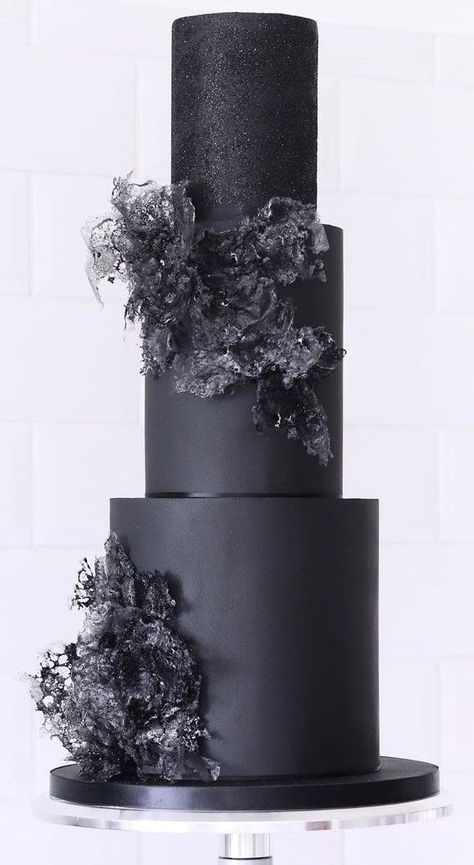 Cake Trends 2023, Wedding Cake Ideas Elegant, Wedding Cake Original, Wedding Cake Peach, Wedding Cake Trends, Baking Cakes Ideas, Showstopper Cakes, Beautiful Wedding Cake, 3 Tier Wedding Cakes