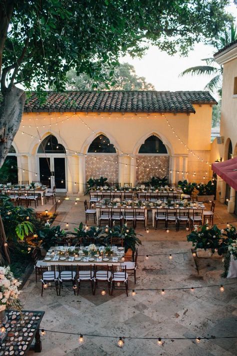 Glamorous Boca Raton Courtyard Wedding (via Bloglovin.com ) Bhldn Wedding Dress, Courtyard Wedding, Bhldn Wedding, Outdoor Dinner Parties, Yosemite Wedding, Wedding Reception Food, South Florida Wedding, Camp Wedding, Miami Wedding