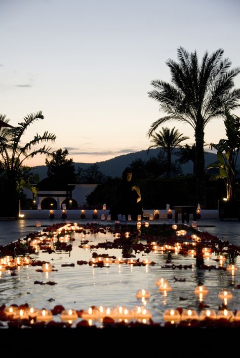 . Candles In Pool Floating, Candles Around Pool, Pool With Candles, Pool Wedding Decorations Floating Lights, Floating Candles In Pool Wedding, Floating Candles Pool Wedding, Floating Lights In Pool, Pool Candles Wedding, Floating Candles In Pool