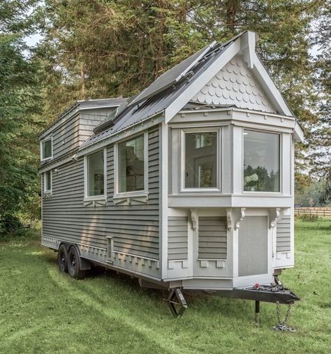 The Heritage Tiny House by Summit Tiny Homes 0014 Tiny House Living Room, Homes Kitchen, Tiny House Exterior, Tiny House Interior Design, White Shiplap Wall, Tiny House Trailer, Tiny House Inspiration, White Shiplap, Tiny House Kitchen