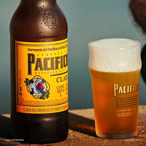 🍻 Pacifico Beer 🌴 Savour the crisp and refreshing taste of Pacifico Beer! Perfect for any occasion, this Mexican lager brings a touch of the Pacific coast to your glass. 🌊🍺 #pacifico #mexicanbeer #refreshingdrinks #beerlover #tasteofmexico #lagers #cheers #beeroclock Pacifico Beer, Mexican Beer, Beer Lovers, Pacific Coast, Refreshing Drinks, The Pacific, Beer, Glass