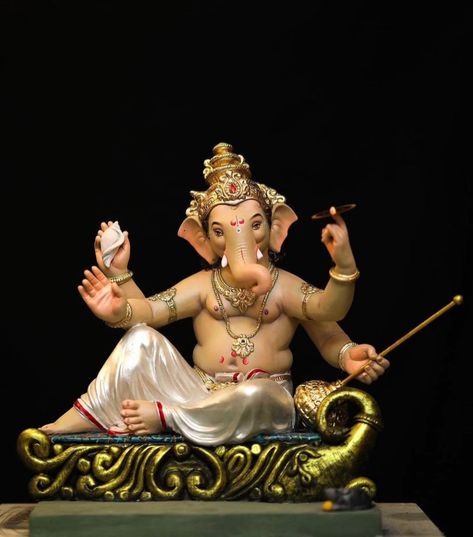 Ganpati Murti, Ganesha Artwork, Ganesh Ji Images, Ganpati Bappa Wallpapers, Ganpati Bappa Photo, Ganesh Lord, Ganesh Art Paintings, Shri Ganesh Images, Aadi Shakti