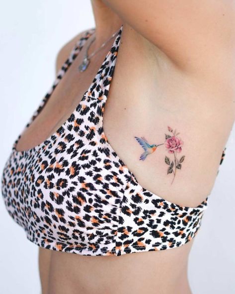 Hummingbird Flower Tattoos, Small Hummingbird Tattoo, Beautiful Tattoo Designs, Foot Tattoos For Women, Tattoos For Women Flowers, Beautiful Tattoo, Hummingbird Tattoo, Hand Tattoos For Guys, Small Tattoo Designs