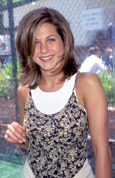 Jennifer Aniston Haircut, Long Bob Styles, Rachel Haircut, Rachel Hair, Jennifer Aniston Hair, Jenifer Aniston, Jen Aniston, How To Cut Your Own Hair, Bad Haircut