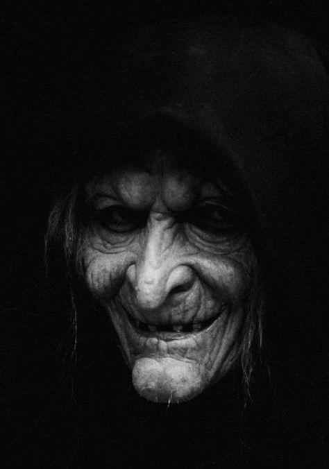 Scary Portraits, Creepy Face, Giger Art, Baba Jaga, Old Hag, Vintage Witch, Baba Yaga, Kerosene Lamp, Old Woman