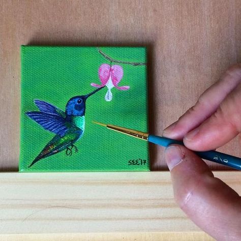 Small Bird Drawing, Acrylic Birds, Miniature Painting Ideas, Mini Canvas Paintings, Magnet Diy, Tiny Canvas, Tiny Paintings, Mini Canvases, Holiday Canvas