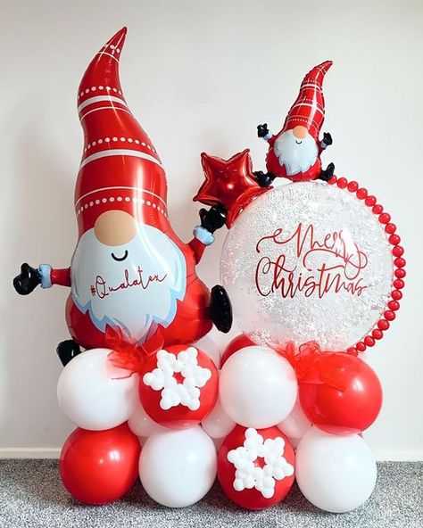 Qualatex Balloons on Instagram: "There is no Christmas, like a Gnome Christmas!❤️ We are loving this design by @thesisterscollab_! How cute! #qualatex #qualatexballoon #balloon #balloons #balloondecor #balloondecorations #balloondesigner #balloonartist #balloonart #art #theverybestballoons #deckthehalls #christmasdecor #christmasdecorations #holidaydecor #holidaydecorations #christmasballoons"