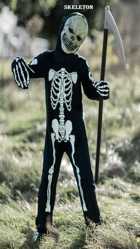 🎃👻 Ready for Halloween? Discover the top 10 Halloween costumes in the USA! From classic witches 🧙‍♀️ to daring superheroes 🦸‍♂️, find your perfect spooky or fun look! 🎃🕸️ #HalloweenCostumes #SpookySeason #CostumeIdeas #TopCostumes #Witch #SuperheroStyle #TrickOrTreat Kids Skeleton Costume, Mens Skeleton Costume, Bones Costume, Scary Kids Costumes, Deer Costumes, Top 10 Halloween Costumes, Halloween Bones, Skeleton Costumes, Skeleton Clothes