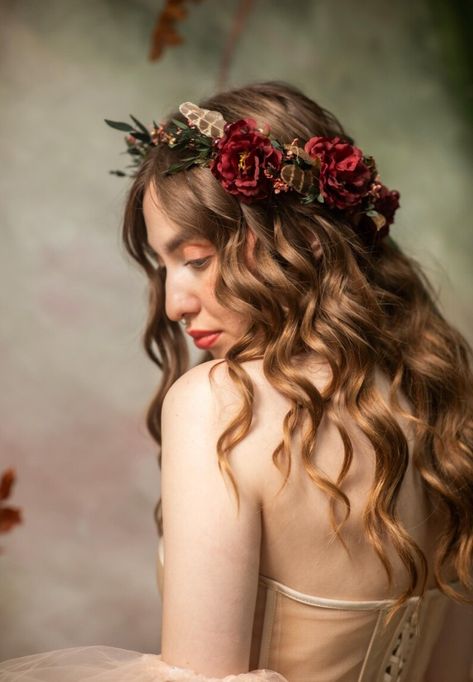 Handmade hair wreath made from artificial flowers, preserved materials, feather and other arrangement trinkets... #wedding #weddinginspiration #bridetobe #weddingday #bohowedding #flowers #flowershop #flowerhair #headpiece #headband #flowerheadband #woodlandwedding #woodland #hairwreath #flowerwreath #floralarangement #autumnwedding #autumnbride #cottagecore #cottagecorewedding #rustic #rusticwedding #rusticflowers Flower Crown Hair Down, Wedding Hair With Flower Crown, Wreath With Feathers, Winter Flower Crown, Pomegranate Wedding, Bride Flower Crown, Flower Crowns Wedding, Flower Wedding Crown, Spring Creative