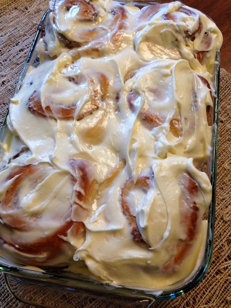 Cinnabon Clone Recipe!! Cinnabon Rolls, Butter Rolls, The Cookin Chicks, My Hubby, Art Class, Cinnamon Rolls, My Son, Spring Break, Fun Activities