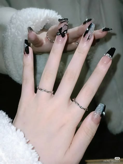 Asian Black Nails, Black Douyin Nails, How To Strengthen Nails, Summer Nails Art Designs, Summer Nails Art, Luv Nails, Strengthen Nails, Uñas Ideas, Nails Healthy