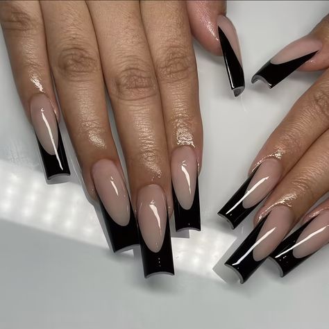 Faster shipping. Better service Fake Nails Long, Gothic Chic, Professional Nail Art, Beauty Inspo, Nail Forms, Spring Nail Art, Stick On Nails, Birthday Nails, Heart Nails