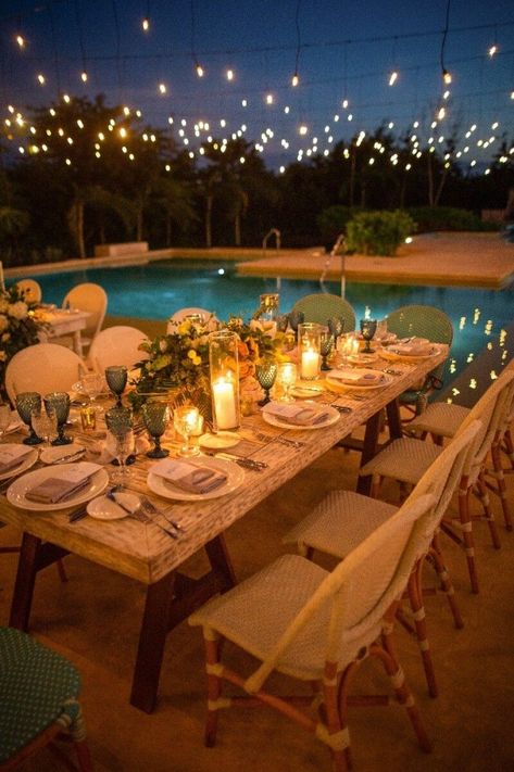 Barbeque Birthday Party, Poolside Wedding Reception, Wedding Pool Party Decorations, Cancun Wedding Venues, Backyard Engagement Parties, Wedding Pool Party, Wedding Web, Wedding Questions, Pool Wedding