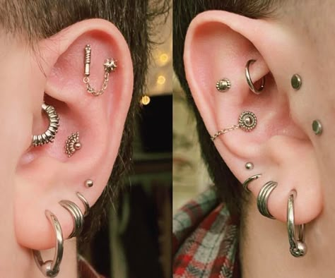 Ear Curation With Gauges, Ear Curation Silver, Piercings 2023, Ear Project, Ear Curation, Types Of Ear Piercings, Cool Ear Piercings, Pretty Ear Piercings, Grunge Jewelry