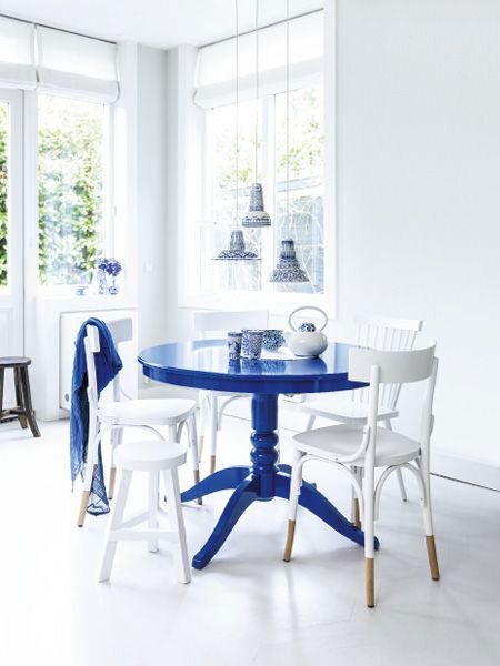 Blue Kitchen Tables, Blue Dining Room, Blue Dining Tables, Painted Kitchen Tables, Painted Dining Table, Blue Interior, Blue Decor, Color Of The Year, Interior Design Studio