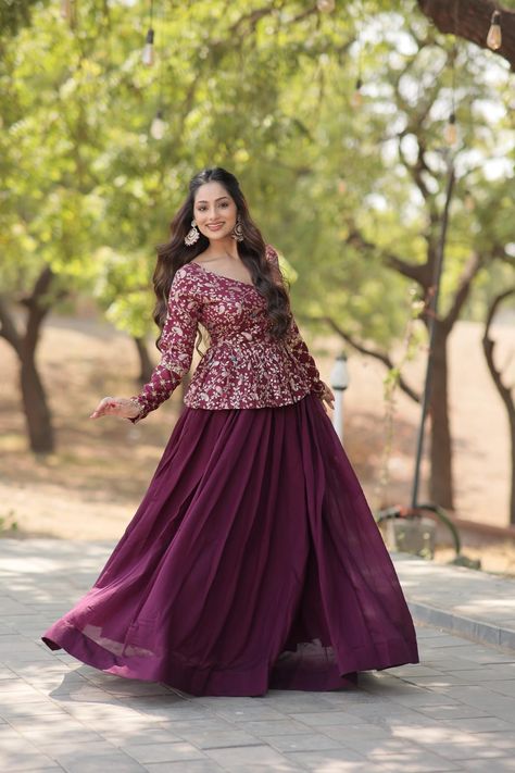 *NEW CATALOG* *LEHENGA CHOLI COLLECTIONS-2024* *Explore This Trending Fashionable Co-ord Set with Pure Viscose Dayble Flower Design & Sequins Embroidered work Blouse and Plain Lehenga Which looks Amazing for Any Functions.* *Lehenga:- (Full-Stitched)* *Fabric & Work* :- Shimmer Vichitra *Length*:- 42'' *Waist*- 42'' *Inner* :- Cotton *Flair* :- 3.5 Mtr *Closure* :- Zip Attached & With Dori Latkan *Stitching Type* :- Stitched with Canvas & Can-can *Blouse:- (Full-stitched)* *... White Lehenga Look, Trending Lehenga Designs, Trendy Lehenga Designs, Lavender Lehenga, Lehenga Look, Plain Lehenga, Pink Saree Blouse, Red Lehenga Choli, Designs Dress