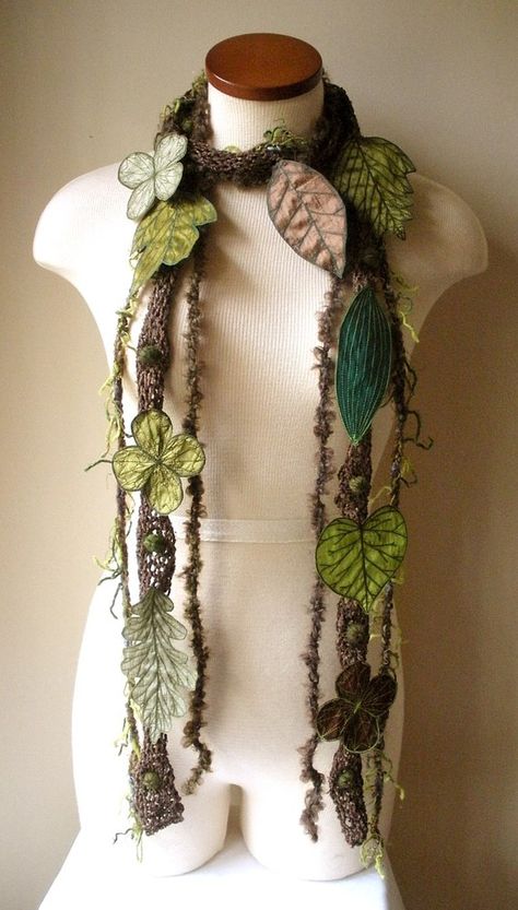 . Crochet Machine, Sap Green, Nature Leaves, Leaf Scarf, Hallowen Costume, Embroidered Leaves, Fairy Clothes, Estilo Hippie, Fairy Costume