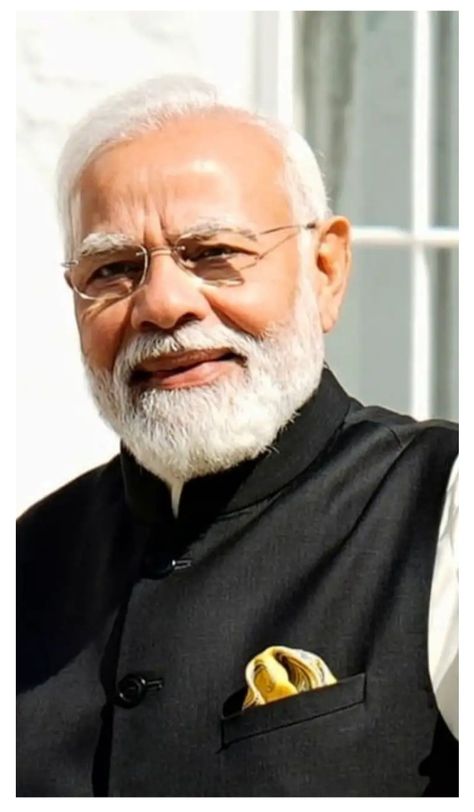 Narendra Modiji, Woman Artwork, Portrait Reference, Black Woman Artwork, Status Images, Toyota Fortuner, Machine Photo, Famous Photos, Cool Car Drawings