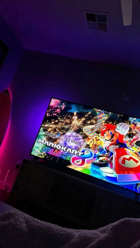 Mario Kart Date Night, Mario Cart Aesthetic, Mario Party Aesthetic, Mario Cart Aesthetics, Aesthetic Mario Kart, Mario Kart Aesthetic, Mario Kart Switch, Mario Aesthetic, Video Game Night