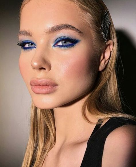 BLUER THAN BLUE Winter Make Up, Editorial Make-up, Maquillage On Fleek, Revolution Eyeshadow, Blue Eyeliner, Best Eyeshadow, Beauty Make-up, Winter Makeup, Slicked Back Hair