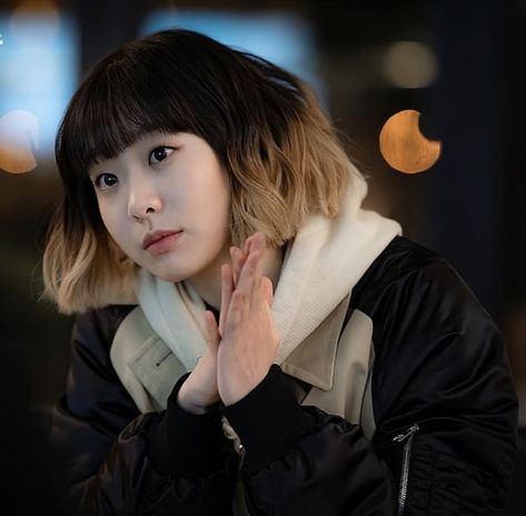 Kim Da Mi Icon, Lee Joo Young, Korean Short Hair, Hair Color Underneath, Peach Hair, Asian Short Hair, Creative Hairstyles, Hair Reference, Korean Actresses