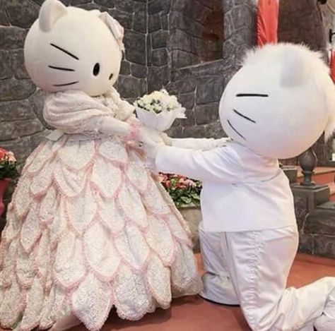 Hello Kitty Wedding Dress, I Love My Girl, Hello Kitty Wedding, Love My Girl, Charmmy Kitty, Hello Kitty Clothes, Hello Kitty Aesthetic, I Love My Girlfriend, Love My Boyfriend