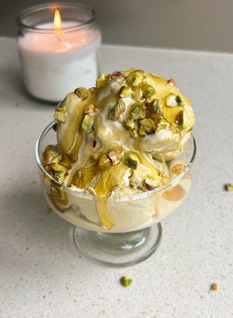 Vegan Pistachio Ice Cream Raspberry Coconut Bars Recipe, Vegan Pistachio Ice Cream, Vegan Pistachio, Chocolate Caramel Tart, Pumpkin Fudge, Soya Milk, Creami Recipes, Vegan Nutella, Peanut Butter Mousse