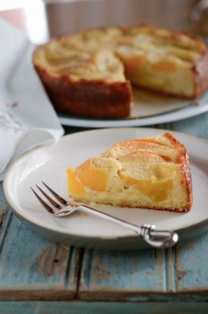 Peach Kuchen, German Peach Cake Cake With Canned Peaches, Peach Cake Recipes, Easy Custard, German Desserts, German Cake, German Baking, Custard Cream, Peach Desserts, Peach Cake