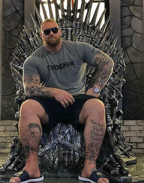 The Mountain doesn't fit the throne. The Mountain Game Of Thrones, Game Thrones, Cersei Lannister, Mens Sandals, The Mountain, Game Of Thrones, Under Armour, Actors, Mens Graphic Tshirt