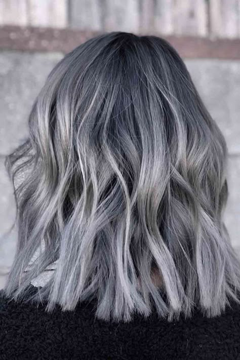 Clairol Hair Color Chart, Ash Gray Hair, Gray Hair Ideas, Short Bleached Hair, Ombre Hair Ideas, Ash Grey Hair, Silver Ombre Hair, Silver Gray Hair, Silver Hair Highlights