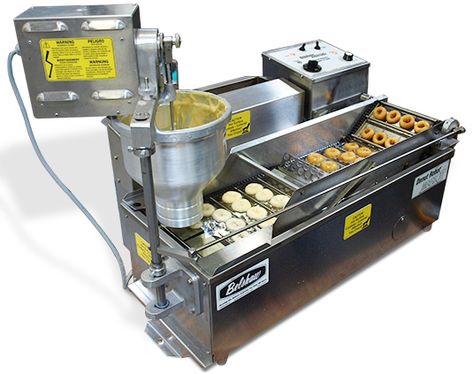 Donut Robot® Mark II automatic donut machine (Mark 2) Donuts In Bread Machine, Commercial Mini Donut Maker, Donut Machine, Types Of Donuts, Restaurant Kitchen Equipment, Food Machine, Food Packaging Machine, Mini Donuts Maker, Creative Kitchen Gadgets