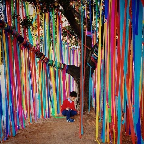 Amazing Party Ideas Inspired By Artscapes – Party Ideas Childs Outdoor Play Area, Kids Music Festival Party, Preschool Garden Ideas Outdoor Classroom, Whimsical Outdoor Decor, Diy Art Installation Ideas, Adaptive Playground, Sensory Garden Ideas, Festival Garden Party, Outdoor Play Spaces