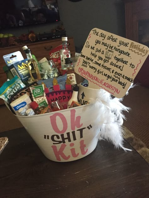 21st Hangover Kit, 21st Birthday Survival Kits For Her, Hangover Basket Ideas, Hangover Basket 21st Birthday, 21st Birthday Recovery Kit, Diy Hangover Kit Birthday, Hangover Gift Basket, 21st Birthday Goodie Bags, Hangover Basket