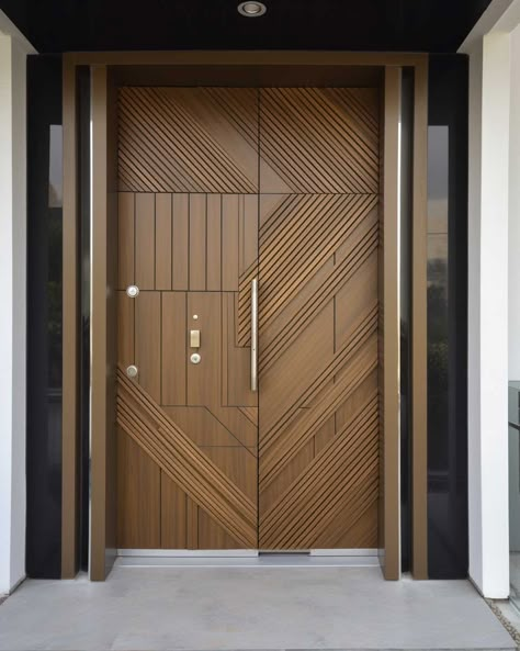 50+ Spectacular Wooden Door Designs for a Grand Entryway • 333+ Images • [ArtFacade] Main Door Foyer Design, House Entry Door Designs, Sefty Door Design Entrance Wooden, House Main Entry Door Design, Main Door Designs Entrance, Main Wooden Door Design Entrance, Modern Double Door Design, Entry Door Design Modern, Double Door Design Modern