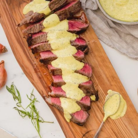 On The Go Dinners, Clean Eating On The Go, Breakfast Clean Eating, Béarnaise Sauce, Paleo Steak, Sauce Béarnaise, Eating On The Go, Seared Salmon Recipes, Rare Steak