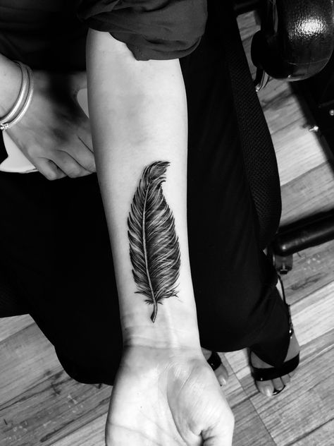 tattoo coverup design Vertical Cover Up Tattoos, Scar Coverup Tattoo, Feather Tattoo Cover Up, Tattoo Coverup, Scar Cover Up, Coverup Tattoo, Feather Tattoo, Tattoo Cover-up, Cover Up Tattoo