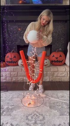 Pool noodle ghost DIY Ghost With Pool Noodle, Pool Noodle Ghost Kids, Pool Noodle Ghost Diy, Pool Noodles Halloween Ideas, Pool Noodle Ghost, Pool Noodle Halloween Decor, Diy Pool Noodle Crafts, Pool Noodle Candles, Pool Noodle Halloween