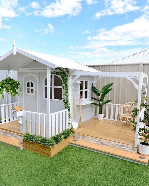 Tiny Home Designs, Cubby House Ideas, Playhouse Interior, Kids Cubby, Kids Cubby Houses, Kids Cubbies, Backyard Kids Play Area, Wendy House, Cubby House