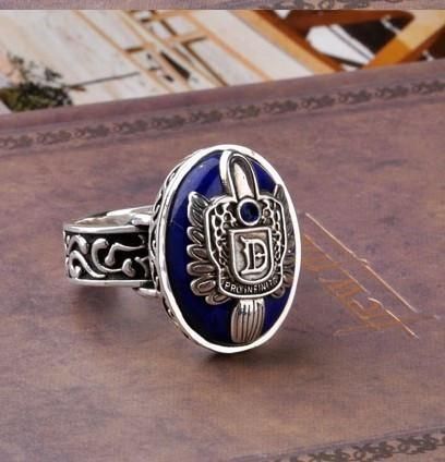 Damon/Stefan Salvatore Family Crest Rings - Vampire Diaries Damon Salvatore Ring, Salvatore Ring, Vampire Diaries Rings, The Vampire Diaries Damon, Damon Stefan, Daylight Ring, Damon And Stefan Salvatore, Family Crest Rings, Damon And Stefan