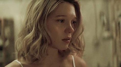 Léa admirer ! on Instagram: “Once again, its a simple scene with not much dialogue, but the emotions are so heavy.... you can sense she's holding back the tears at this…” Spectre Lea Seydoux, In Spectre, Always Judging, Lea Seydoux, Ralph Fiennes, Hair Flow, Sam Smith, Beauty Tattoos, Short Hair Styles