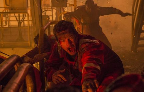 'Deepwater Horizon' starring Mark Wahlberg and Kate Hudson is a gripping disaster film. http://www.indiefilmcritic.com/deepwater-horizon-movie-review/ Peter Berg, Deepwater Horizon, Disaster Movie, Nick Offerman, Gina Rodriguez, Toronto Film Festival, Kurt Russell, John Malkovich, Michael Keaton