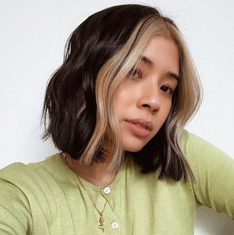 Asian Hair Bob, Asian Bob Haircut, Asian Bob, Sind Curtain Bangs, Was Sind Curtain Bangs, Asian Hairstyles, Color Block Hair, Bob Hair Color, Asian Haircut