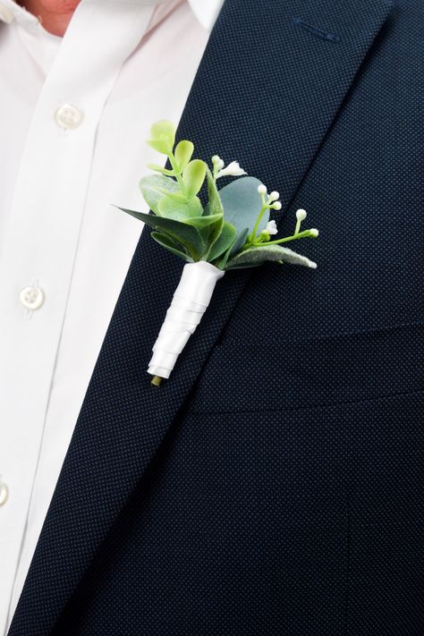 Wedding Father Of The Bride, Greenery Boutonniere, Silk Flower Boutonniere, Boutineer Wedding, Prom Boutonniere, Blue Boutonniere, Groom Style Wedding, Boutonnieres Prom, Smith Wedding