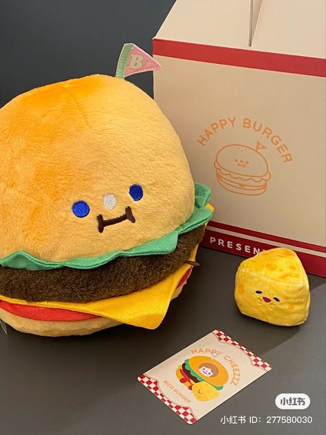 xiaohongshu rico burger cartoon character plush plushie collectable figure figurine cheese Plushie Packaging, Yummy World Plushies, Cheese Plush, Pancakes Plushie, Burger Plush, Sushi Plushies, Burger Cartoon, Kitty Accessories, Korean Stickers