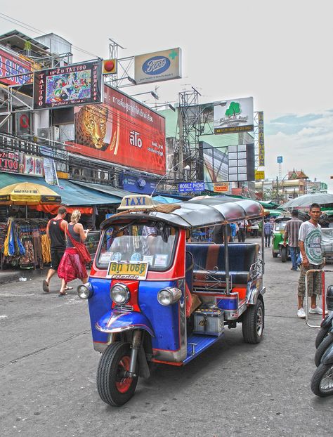 Thailand Tuk Tuk, Thailand Street, Bangkok Tourist, Bangkok Street, Bangkok Shopping, Thailand Travel Destinations, Khao San Road, Bangkok Hotel, Tuk Tuk