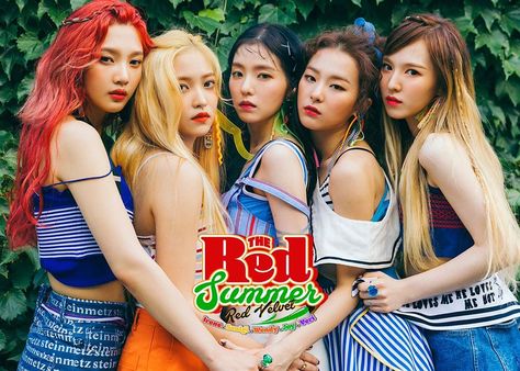 Red Velvet's Pyongyang gig smuggled to North on USB Oppa Gangnam Style, Irene Red Velvet, Park Sooyoung, Red Velvet Irene, Album Design, 인물 사진, Variety Show, Summer Hats, Girl Crush