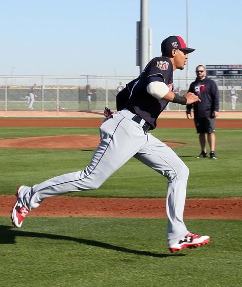 Cleveland Indians Erik Gonzalez, during base running drills as strength and conditioning coach Joe Kessler looks on, at spring training practice in Goodyear, Arizona on Feb. 22, 2018. (Chuck Crow/The Plain Dealer) Joe Kessler, Goodyear Arizona, Running Drills, Strength And Conditioning Coach, Strength And Conditioning, Spring Training, Cleveland Indians, Training Tips, Drills